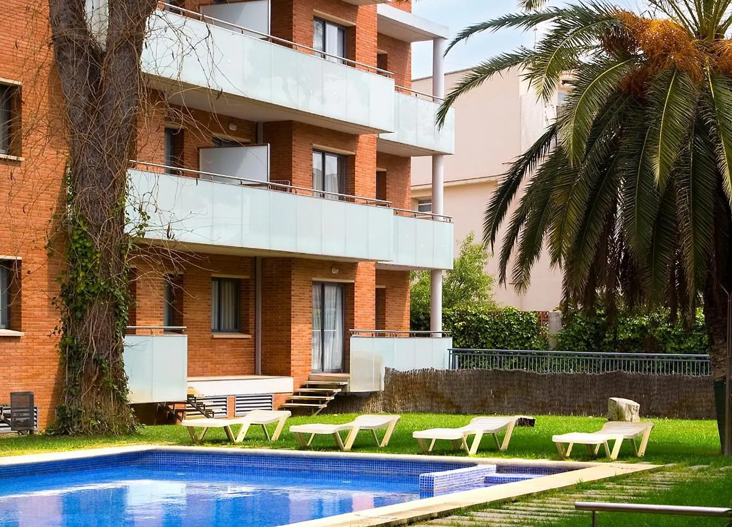 Sg Costa Bcn Apartments Castelldefels Aparthotel